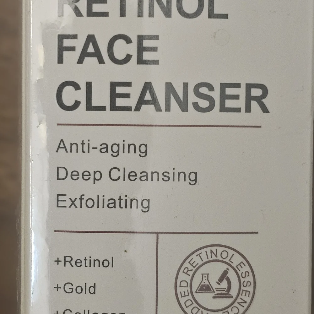 Retinol Face Cleanser.‎
